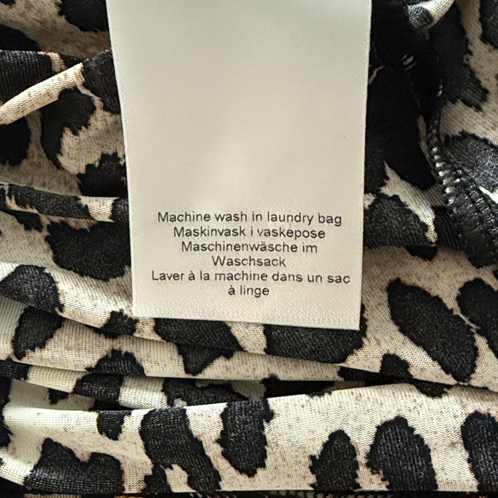 Ganni Leopard Print Straight Skirt - Picture 9 of 11